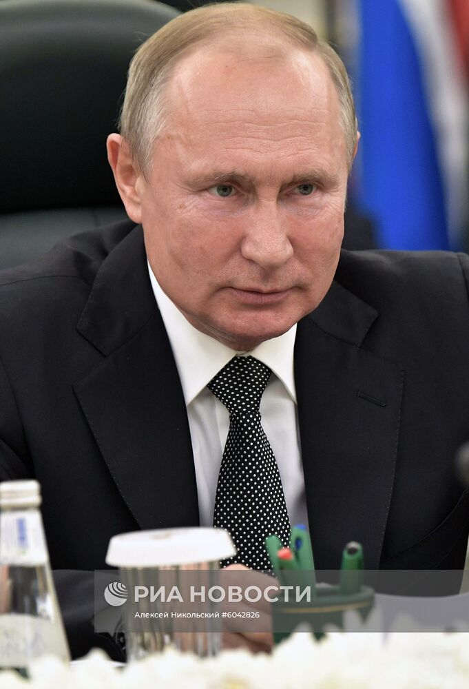 Государственный визит президента РФ В. Путина в Саудовскую Аравию