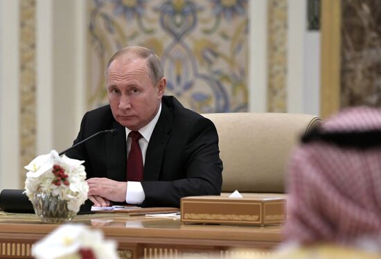 Государственный визит президента РФ В. Путина в ОАЭ