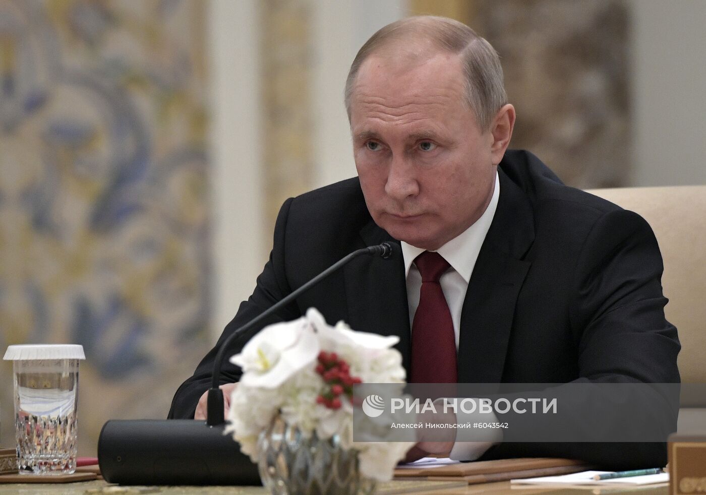 Государственный визит президента РФ В. Путина в ОАЭ