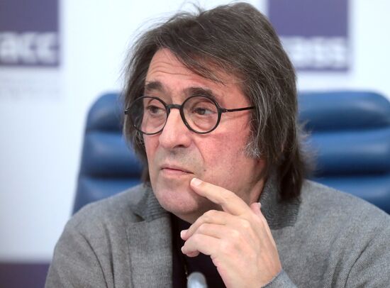 П/к певца П. Доминго