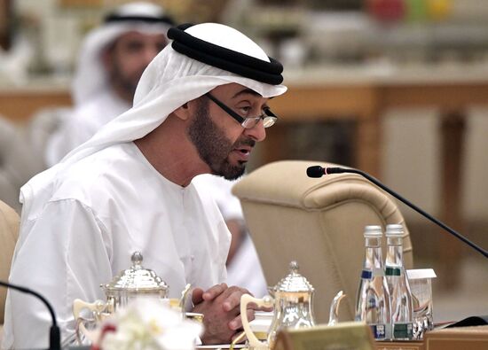 Государственный визит президента РФ В. Путина в ОАЭ