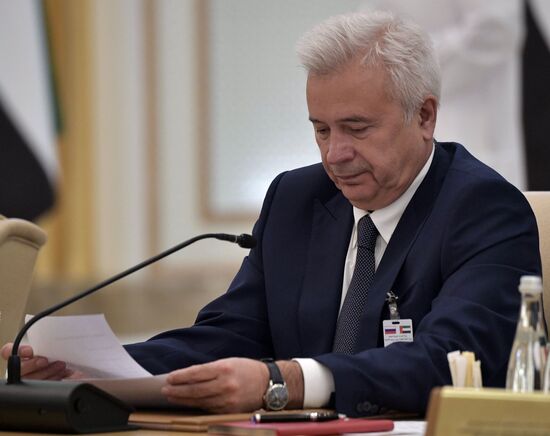 Государственный визит президента РФ В. Путина в ОАЭ