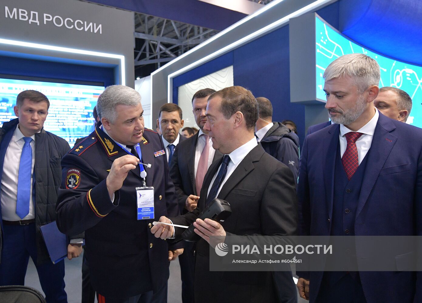 Рабочая поездка  премьер-министра РФ Д. Медведева в Екатеринбург
