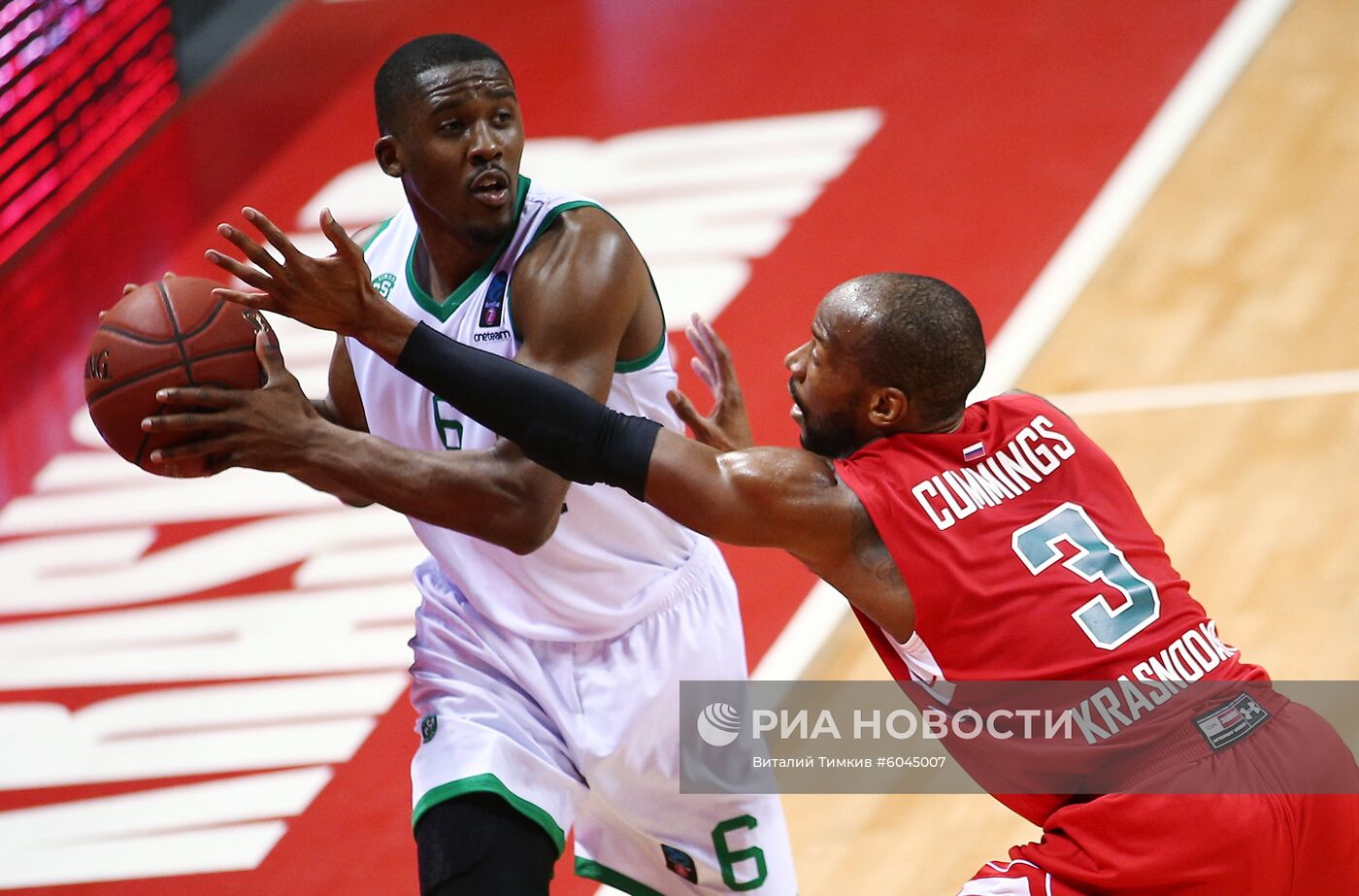 Баскетбол. Кубок Европы. Матч "Локомотив-Кубань" - "Лимож"