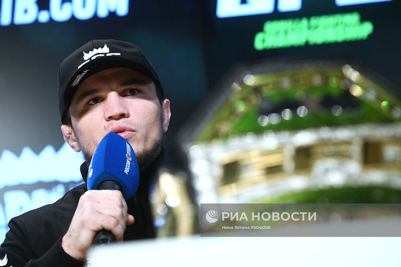 Пресс-конференция российских бойцов смешанных единоборств