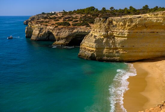 Страны мира. Португалия