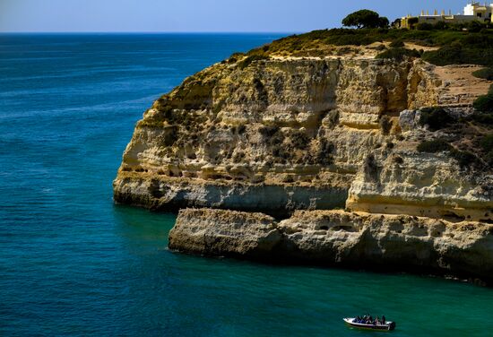 Страны мира. Португалия