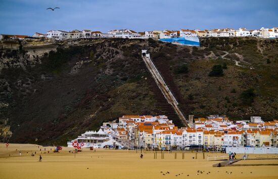 Страны мира. Португалия