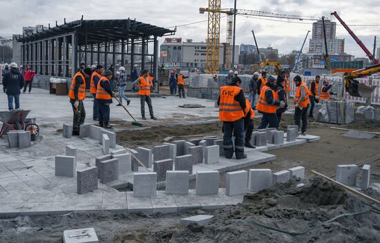 Строительство станции метро "Окская" 