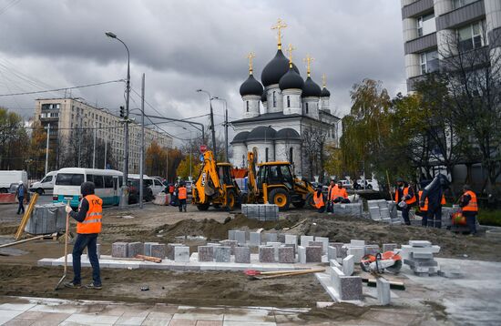 Строительство станции метро "Окская" 