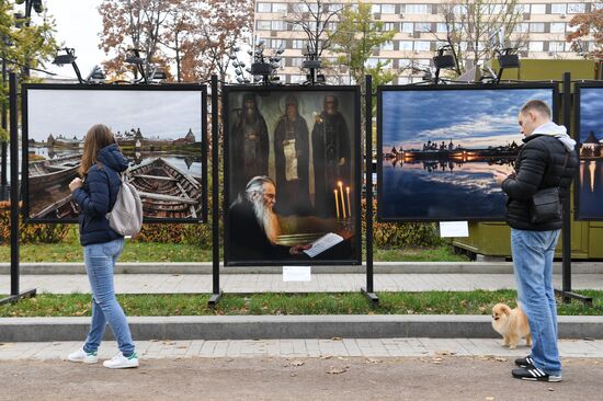 Фотовыставка "Русские сезоны. Соловки" открылась в Москве