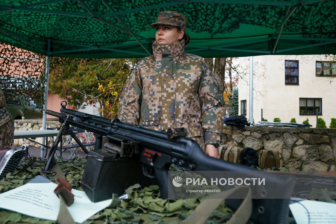 Церемония передачи Латвии от США средств разминирования Husky