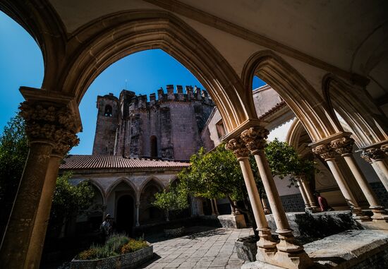 Страны мира. Португалия