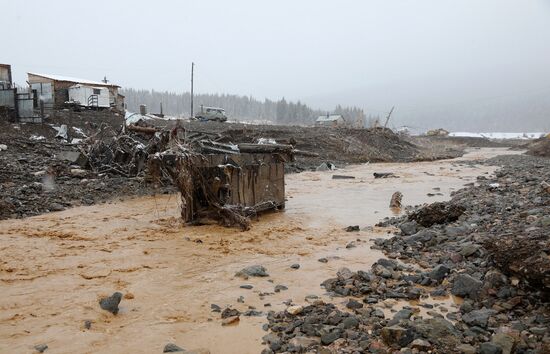 Прорыв дамбы в Красноярском крае