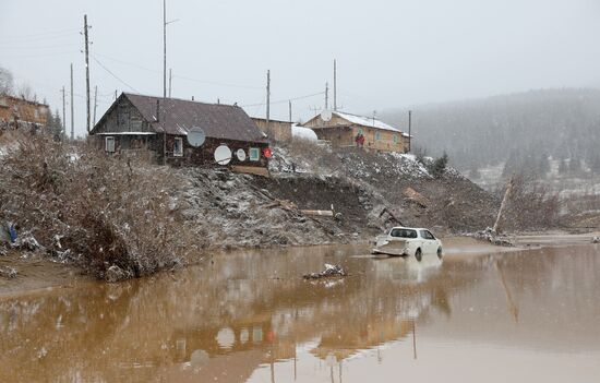 Прорыв дамбы в Красноярском крае