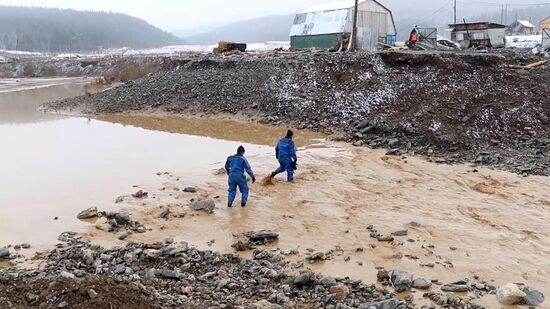 Прорыв дамбы в Красноярском крае