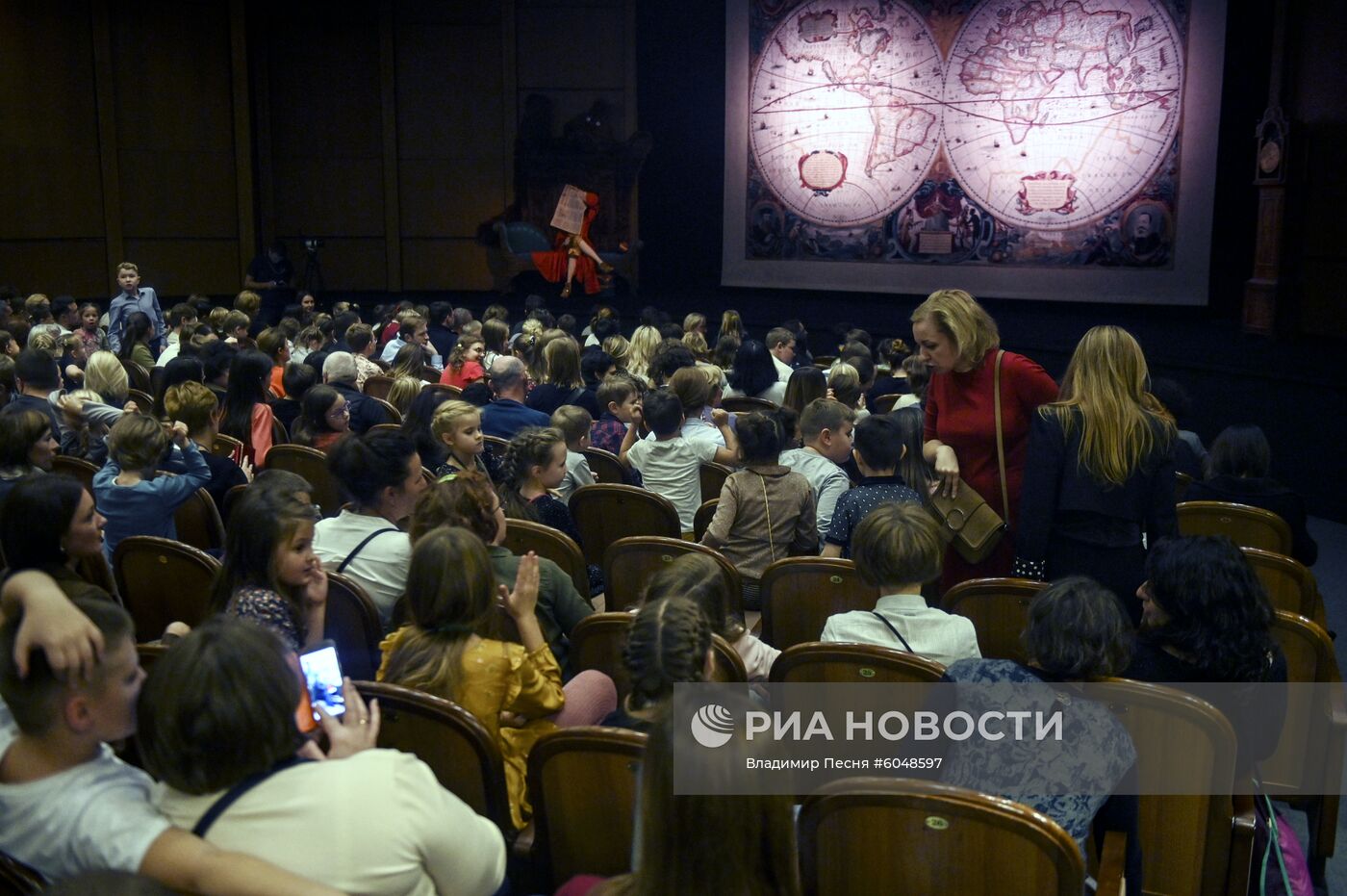 Спектакль "Барон Мюнхаузен" в Театре кукол им. Образцова