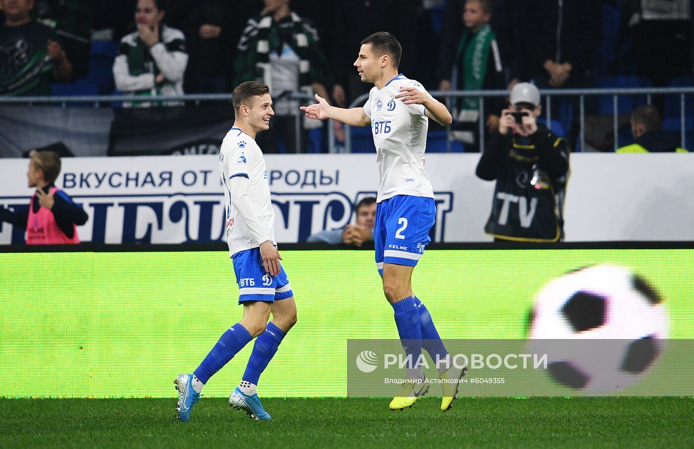 Футбол. РПЛ. Матч "Динамо" - "Краснодар"