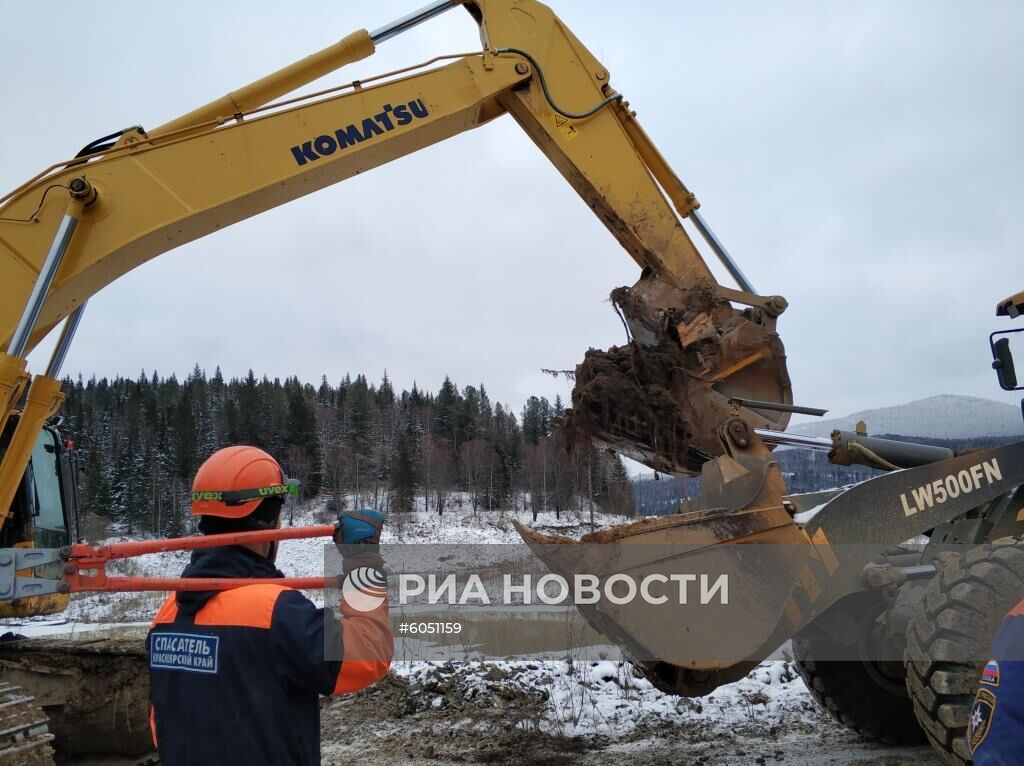 Ликвидация последствий прорыва дамбы в Красноярском крае