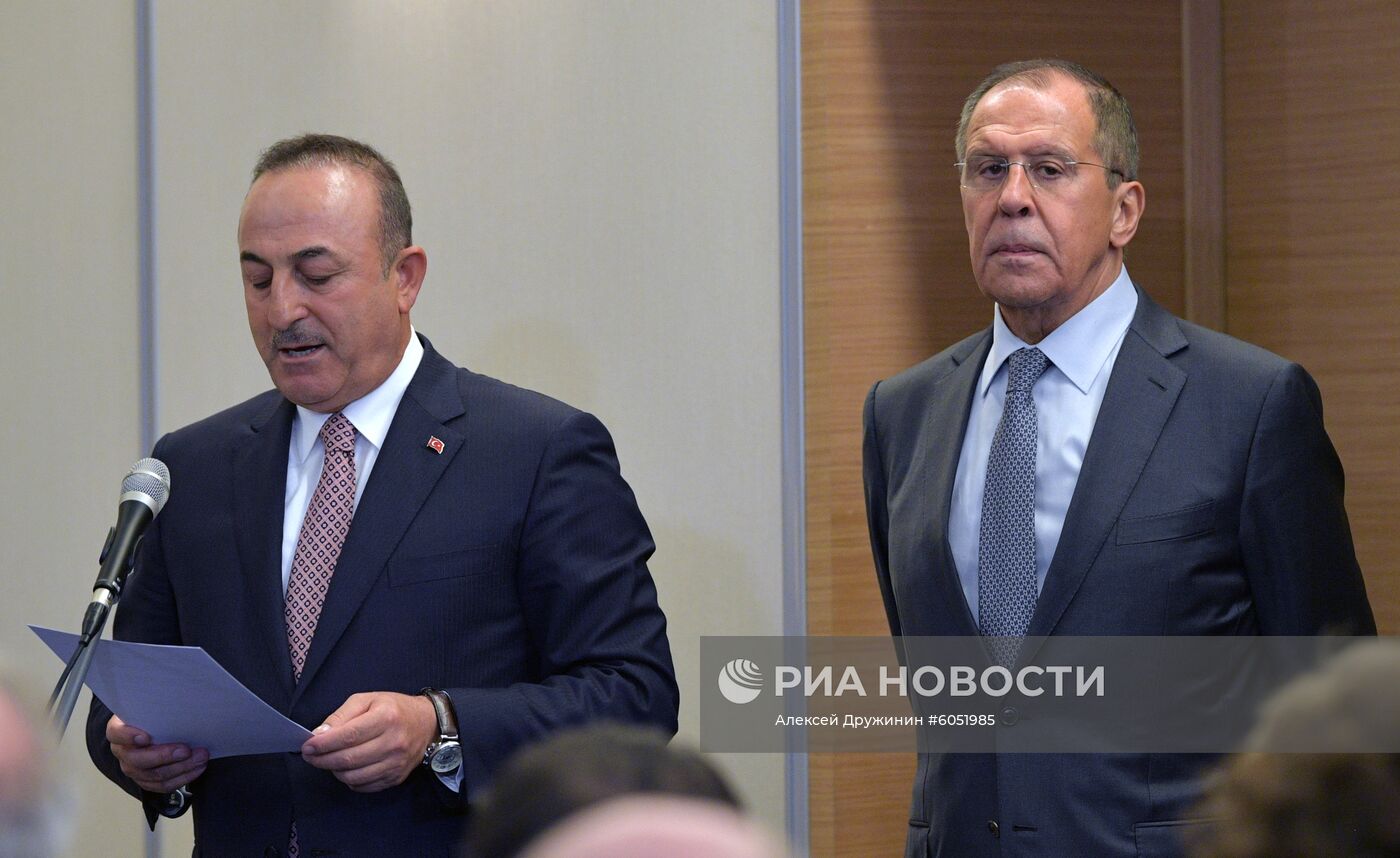 Президент РФ В. Путин встретился с президентом Турции Р. Т. Эрдоганом