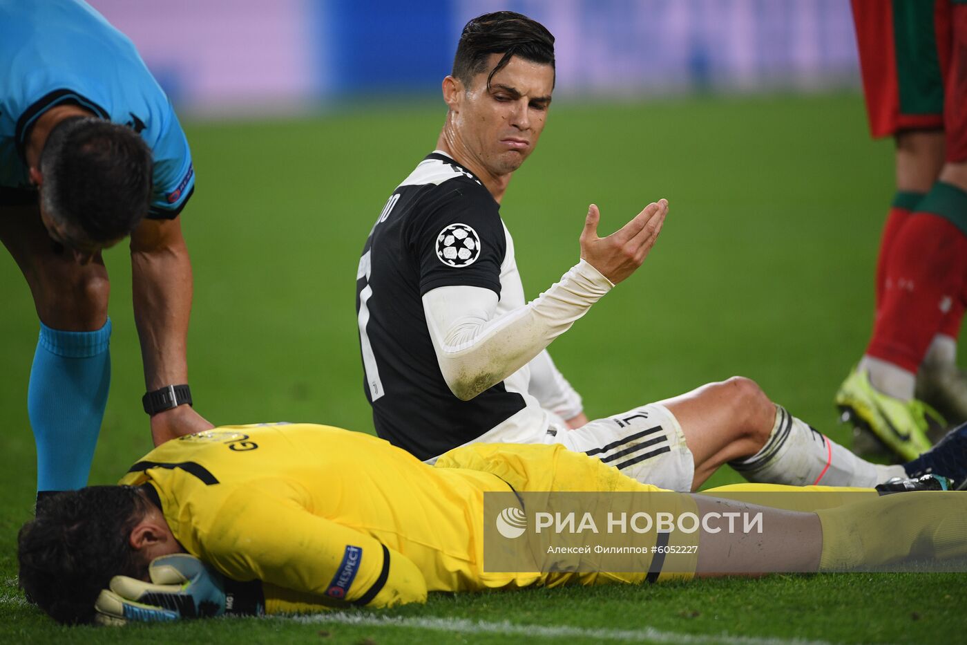 Футбол. Лига чемпионов. Матч "Ювентус" - "Локомотив"