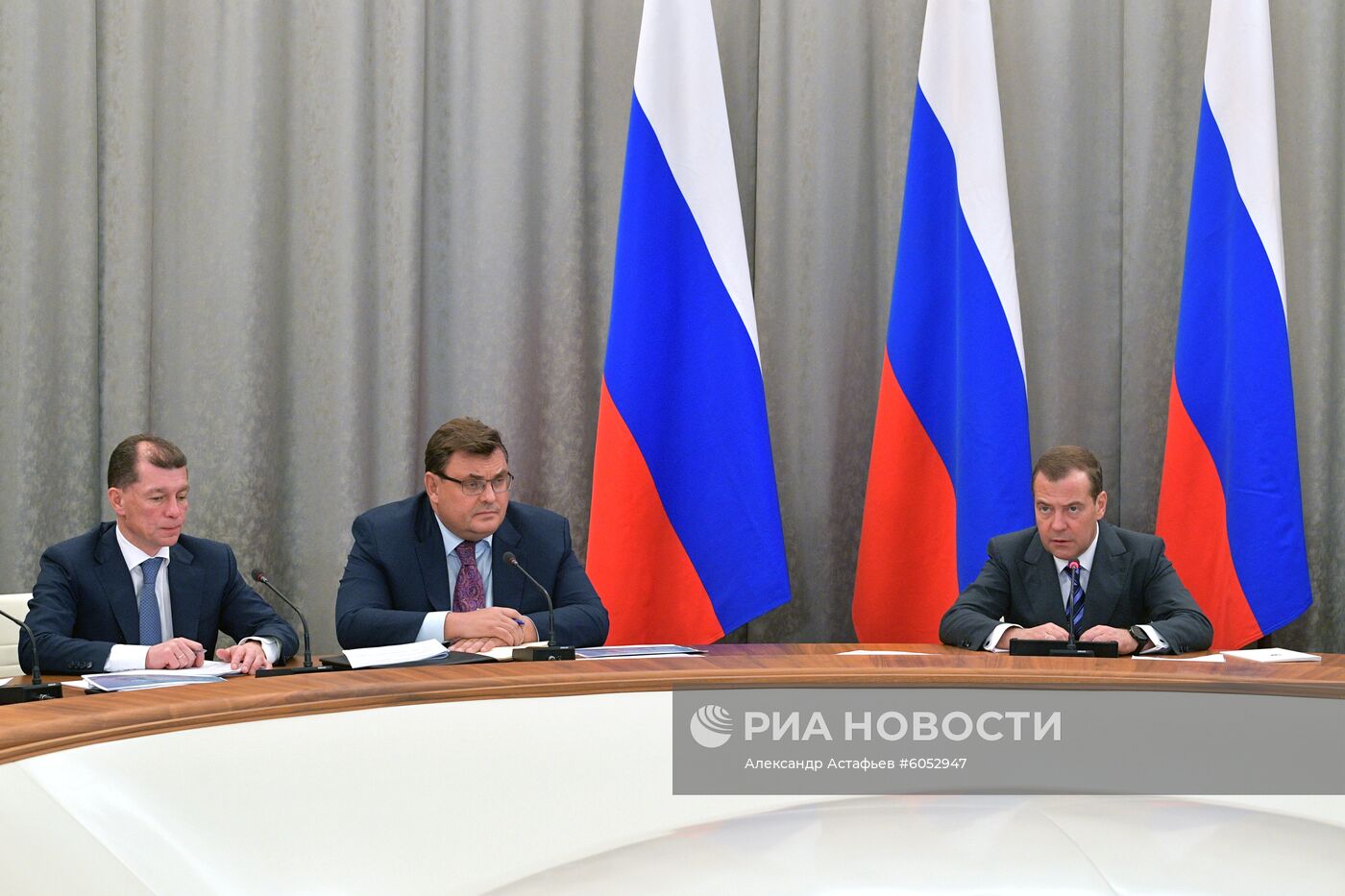 Премьер-министр РФ Д. Медведев посетил ПАО "Сибур Холдинг"