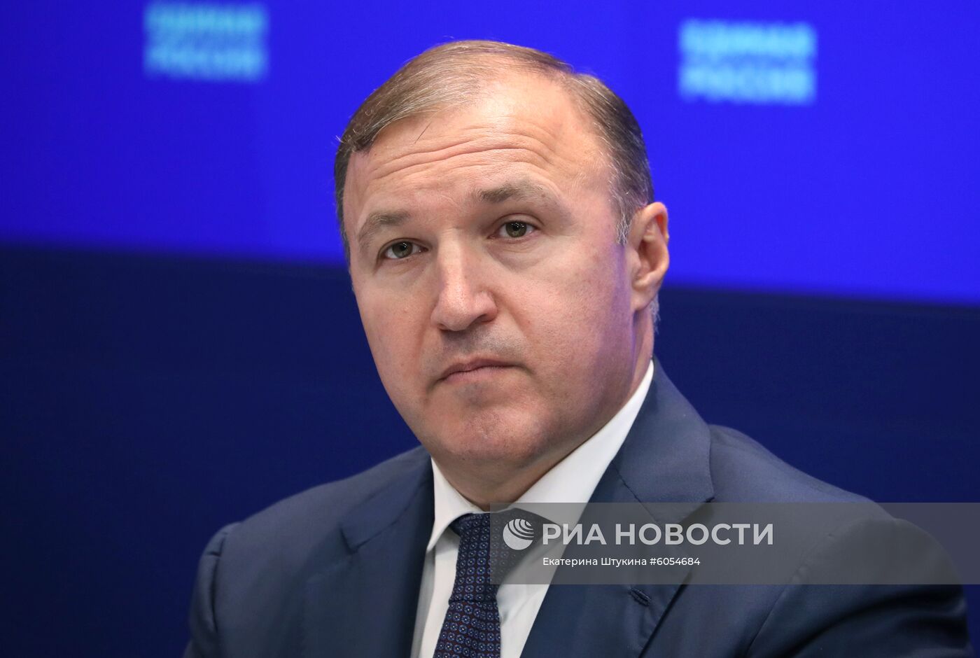 Премьер-министр РФ Д. Медведев провел встречу с кандидатами в секретари региональных отделений "Единой России"