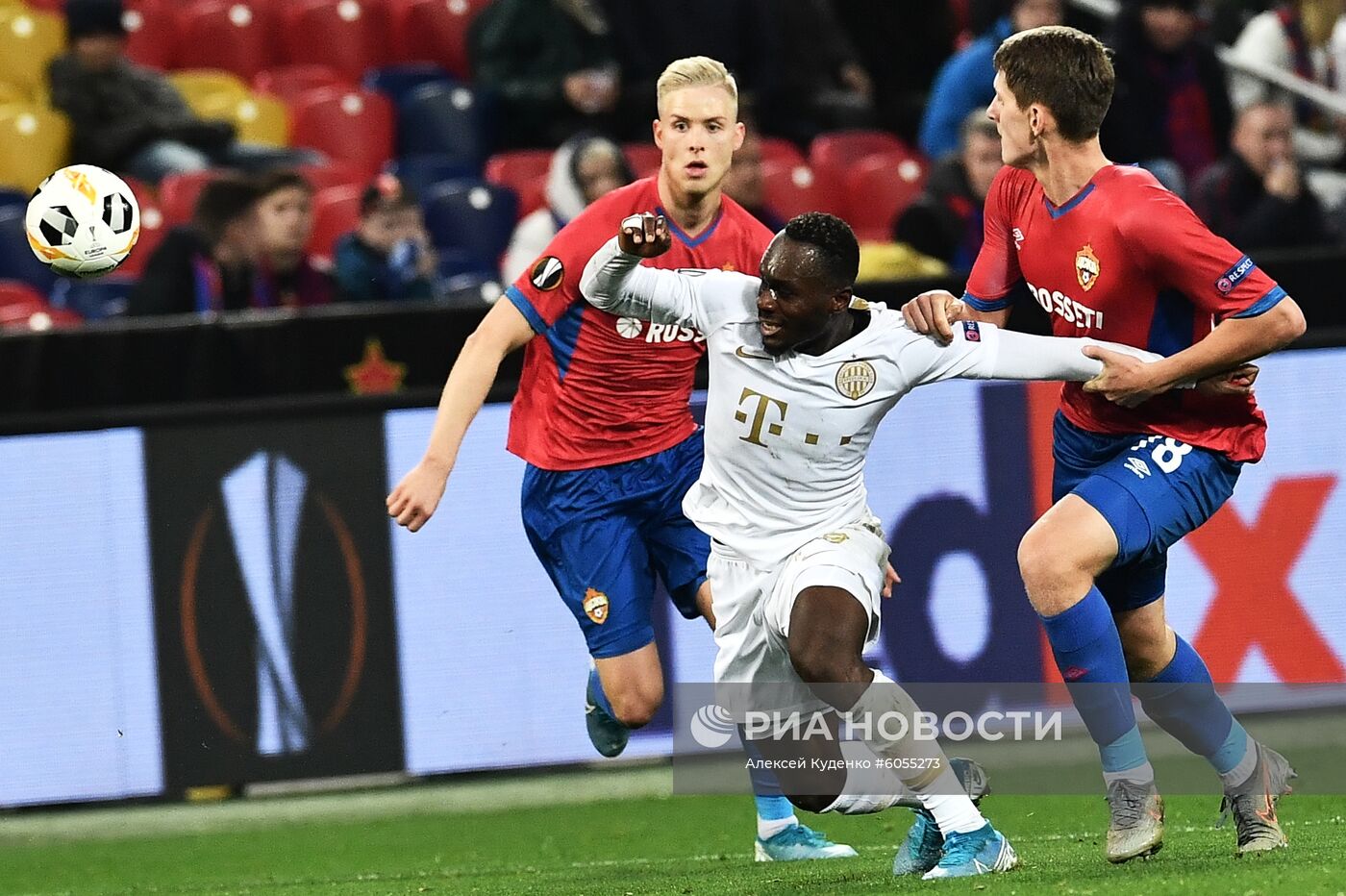 Футбол. Лига Европы. Матч ЦСКА - "Ференцварош"