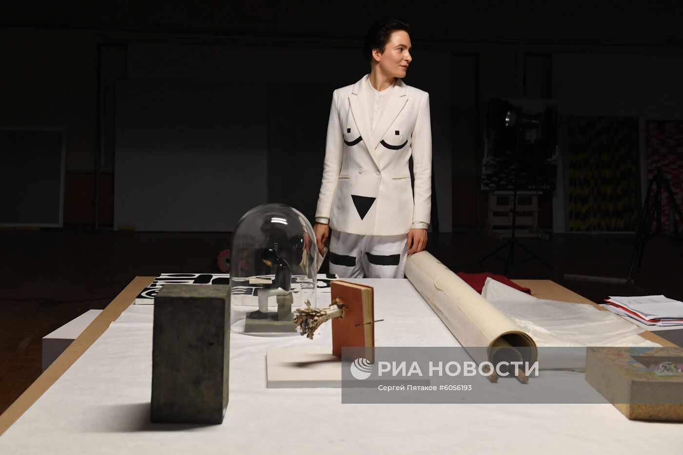 Передача в дар Третьяковской галерее работ современных художников