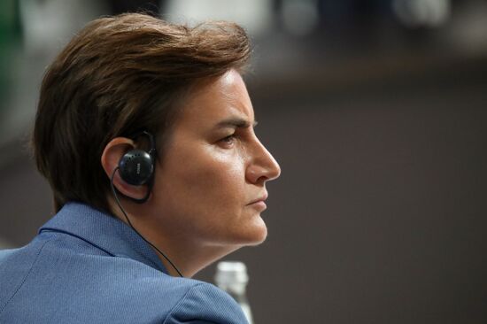 Премьер-министр РФ Д. Медведев принял участие в заседаниях Совета глав правительств СНГ и Евразийского межправительственного совета