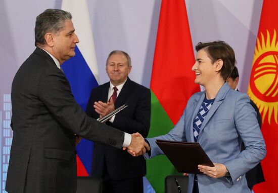 Премьер-министр РФ Д. Медведев принял участие в заседаниях Совета глав правительств СНГ и Евразийского межправительственного совета