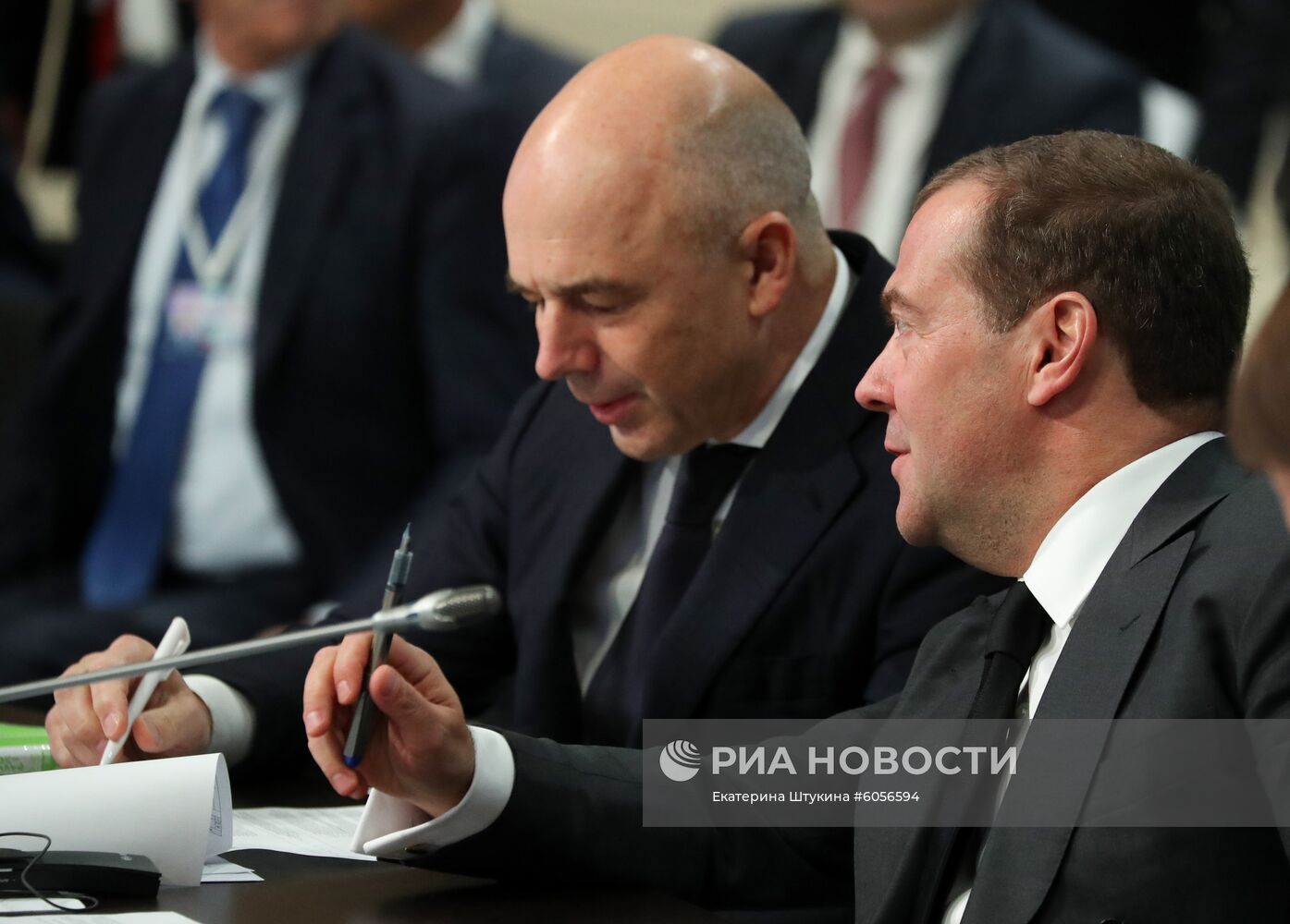 Премьер-министр РФ Д. Медведев принял участие в заседаниях Совета глав правительств СНГ и Евразийского межправительственного совета