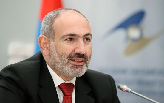 Премьер-министр РФ Д. Медведев принял участие в заседаниях Совета глав правительств СНГ и Евразийского межправительственного совета