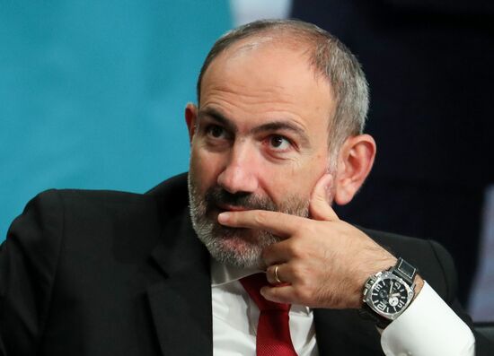 Премьер-министр РФ Д. Медведев принял участие в заседаниях Совета глав правительств СНГ и Евразийского межправительственного совета