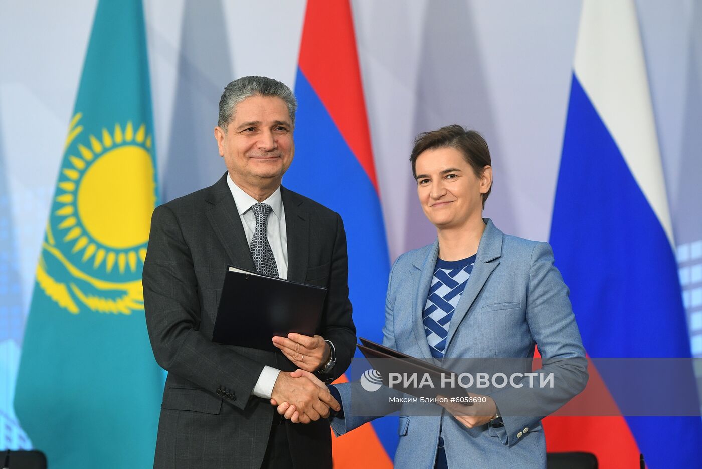 Премьер-министр РФ Д. Медведев принял участие в заседаниях Совета глав правительств СНГ и Евразийского межправительственного совета