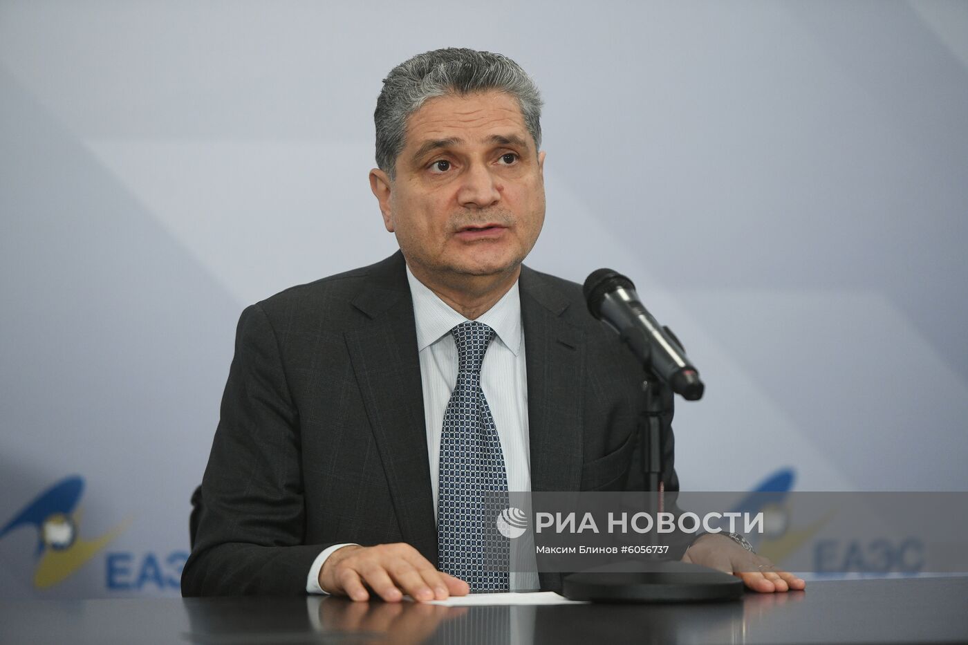 Премьер-министр РФ Д. Медведев принял участие в заседаниях Совета глав правительств СНГ и Евразийского межправительственного совета