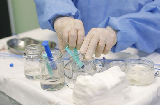 Операция по лечению аритмии с использованием метода криоаблации 