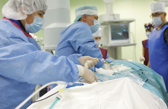 Операция по лечению аритмии с использованием метода криоаблации