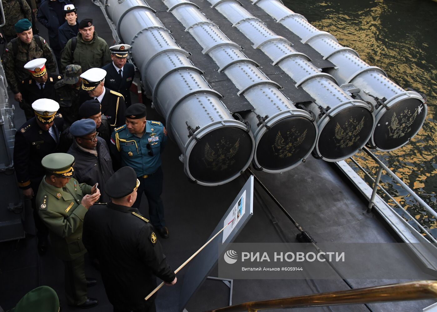 Прибытие делегации военных атташе во Владивосток