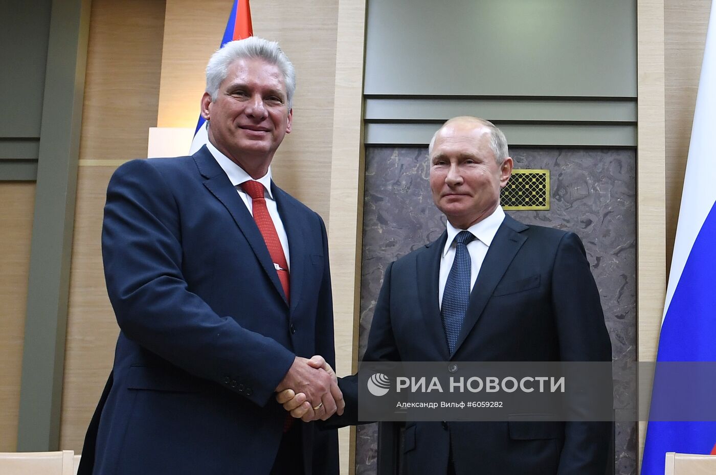 Президент РФ В. Путин встретился с президентом Кубы Мигелем Диас-Канелем Бермудесом