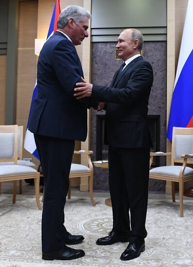 Президент РФ В. Путин встретился с президентом Кубы Мигелем Диас-Канелем Бермудесом