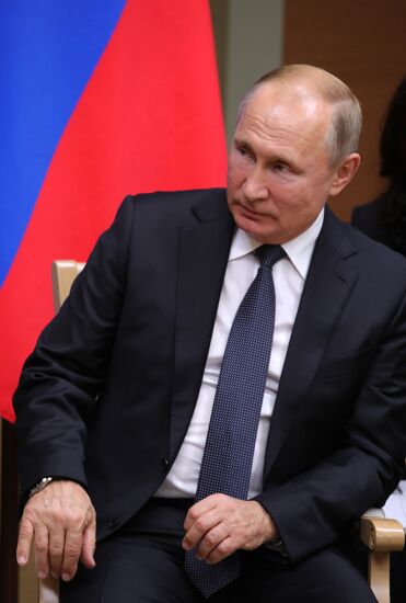 Президент РФ В. Путин встретился с президентом Кубы Мигелем Диас-Канелем Бермудесом