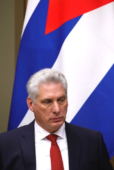 Президент РФ В. Путин встретился с президентом Кубы Мигелем Диас-Канелем Бермудесом