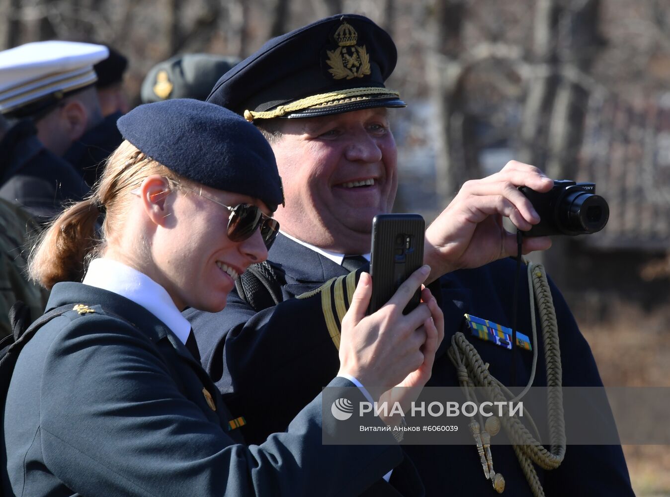 Военные атташе из 55 стран посетили полигон морской пехоты ТОФ "Горностай"