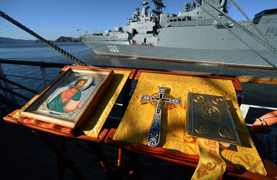 Проводы учебного парусного судна "Паллада" в кругосветное плавание