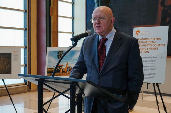 Открытие выставки победителей конкурса им. А. Стенина в Нью-Йорке