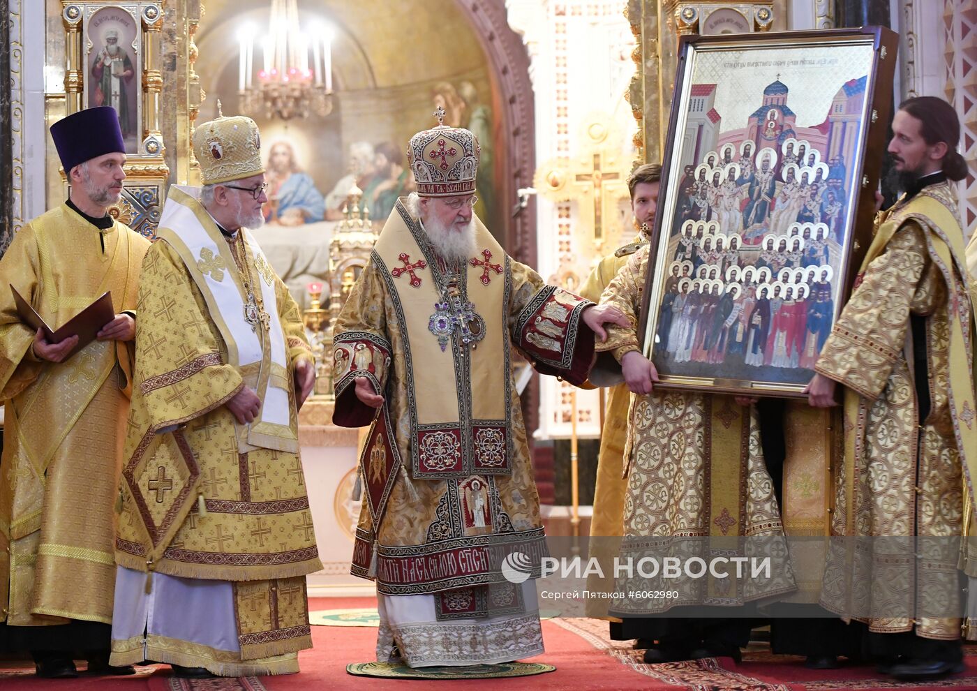 Литургия по случаю присоединения Архиепископии западноевропейских приходов русской традиции к РПЦ