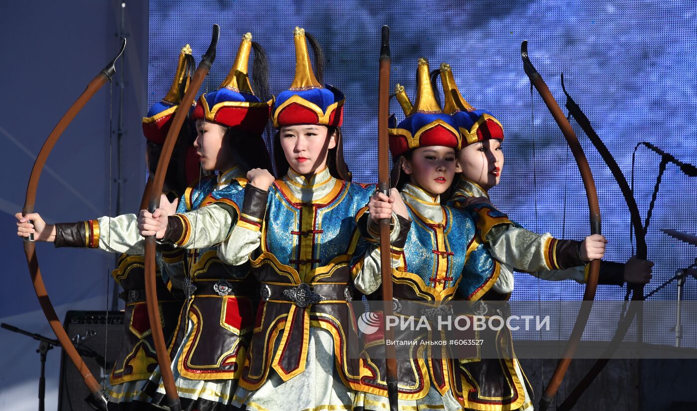 Празднование Дня народного единства в регионах России