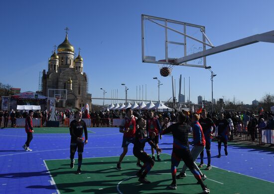 Празднование Дня народного единства в регионах России