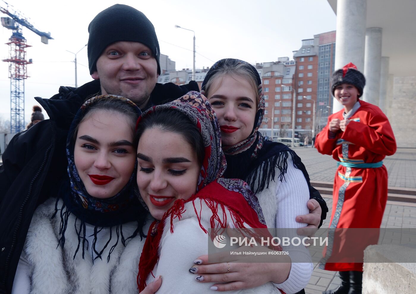 Празднование Дня народного единства в регионах России